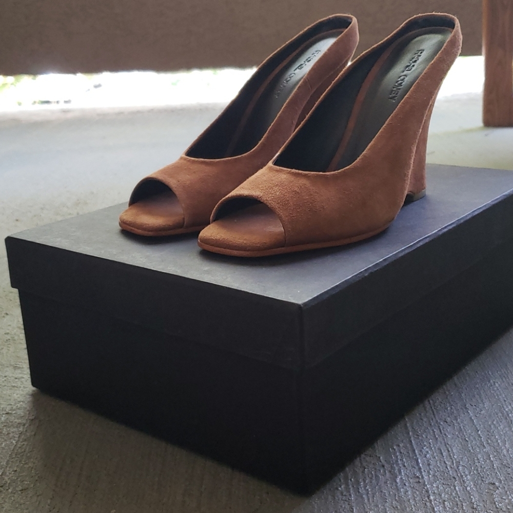 NWT $396 Caramel Rachel Comey Suede Wedges - 7.5